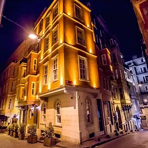 4* Otel Galata Door