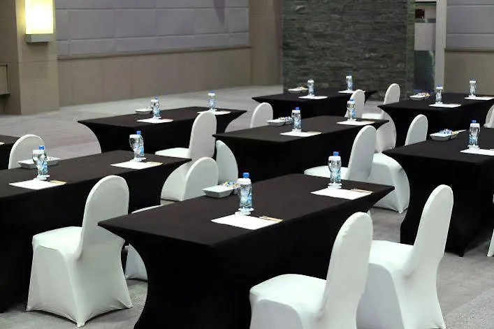 Bh Conference & Airport Hotel Istanbul 5*,